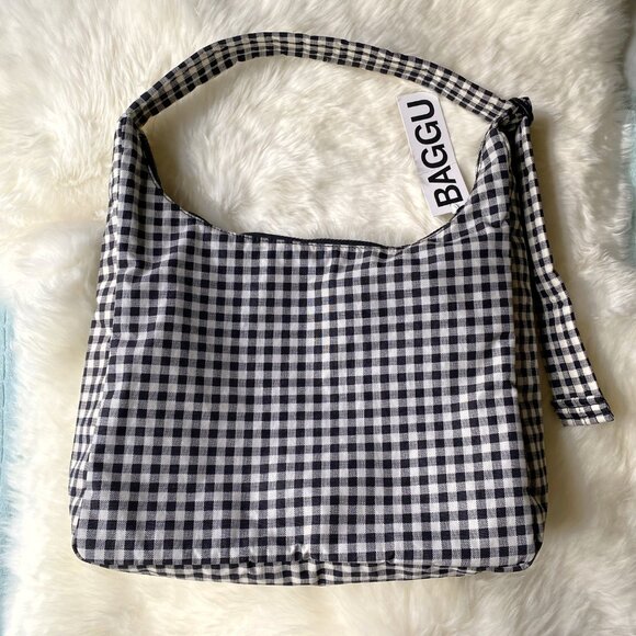 BAGGU Handbags - NWT Baggu Nylon Shoulder Bag - Black & White Gingham